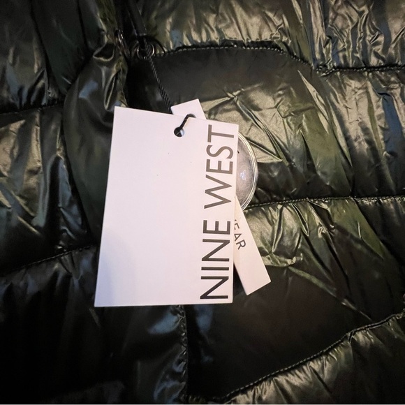 Nine West XXL Puffer Coat NWT Ret $140 Dark Green - Picture 7 of 11